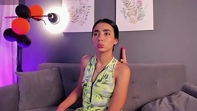 Snapshot of cloe_taylor__ chatting on October 2025 05:10:01 AM cloe taylor online show from October 2025 05:10:01 AM