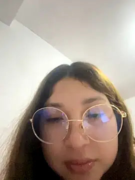 Juan-chris online show from October 2025 03:47:02 AM