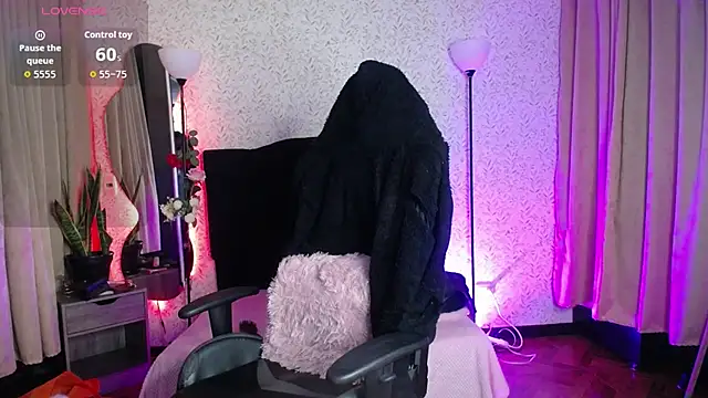 Snapshot of antia_z chatting on October 2025 05:44:02 PM antia z online show from October 2025 05:44:02 PM