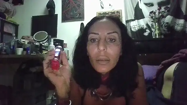 Snapshot of inkdhollow1 chatting on November 2025 05:17:02 AM inkdhollow1 online show from November 2025 05:17:02 AM