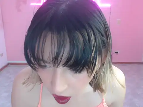 cristal hills 19 online show from November 2025 08:08:01 PM