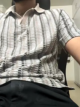 Snapshot of ag213 chatting on November 2025 02:05:02 PM ag213 online show from November 2025 02:05:02 PM