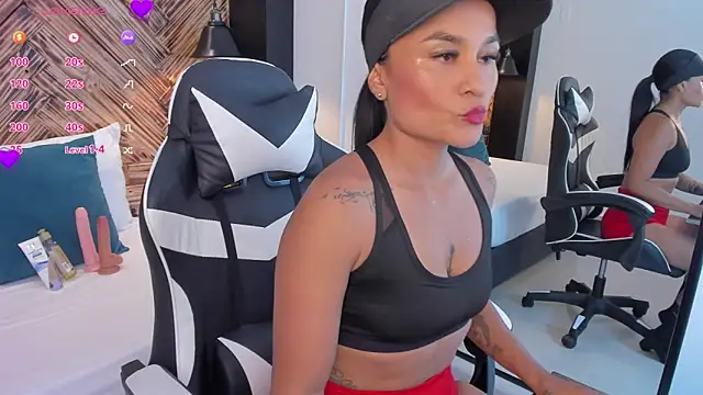 Snapshot of tabata69_ chatting on November 2025 09:05:02 PM tabata69 online show from November 2025 09:05:02 PM