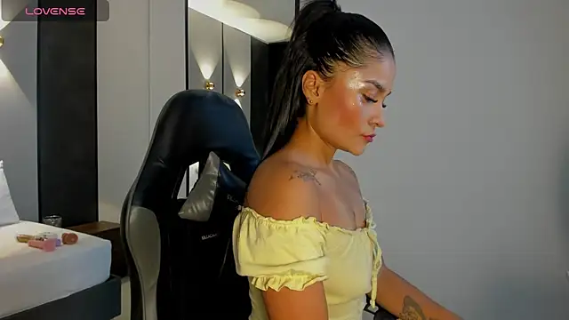 Snapshot of tabata69_ chatting on November 2025 08:08:02 PM tabata69 online show from November 2025 08:08:02 PM