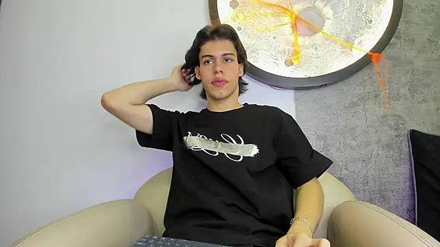 Snapshot of Lucian_grey chatting on October 2025 03:51:02 AM Lucian grey online show from October 2025 03:51:02 AM