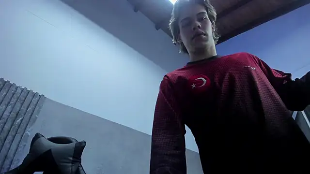 Snapshot of Lucian_grey chatting on November 2025 04:24:01 AM Lucian grey online show from November 2025 04:24:01 AM