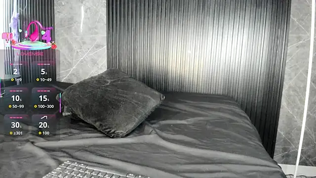 Snapshot of cloemorningstar chatting on November 2025 03:25:02 PM cloemorningstar online show from November 2025 03:25:02 PM