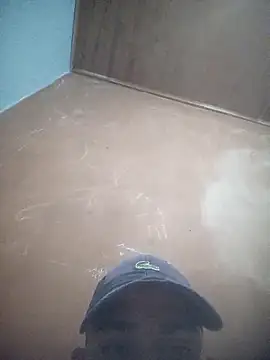 Snapshot of mestre637 chatting on October 2025 08:04:02 AM mestre637 online show from October 2025 08:04:02 AM