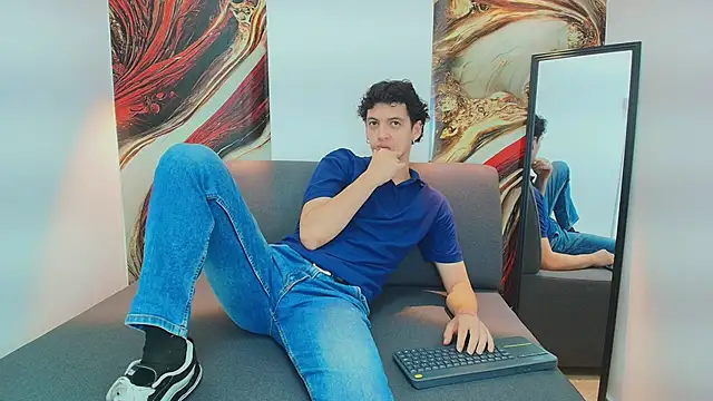 Snapshot of ISRAEL_GRAY chatting on November 2025 07:47:01 PM ISRAEL GRAY online show from November 2025 07:47:01 PM