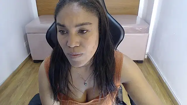 kamala a online show from November 2025 03:06:01 AM