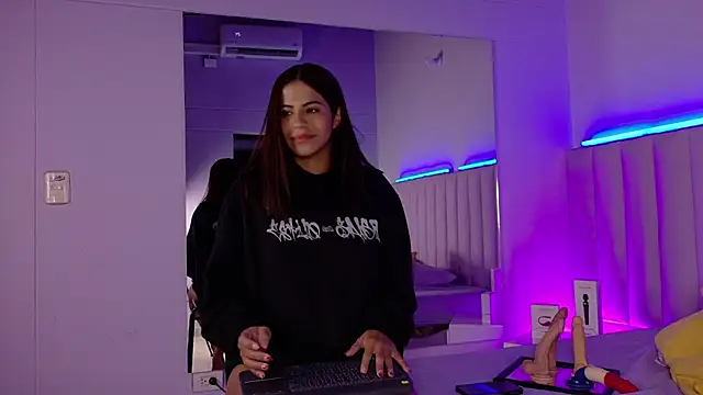 Snapshot of IamEvaGate chatting on October 2025 04:40:02 AM IamEvaGate online show from October 2025 04:40:02 AM