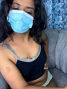 Snapshot of SukiyamaAsia chatting on October 2025 04:50:01 PM SukiyamaAsia online show from October 2025 04:50:01 PM