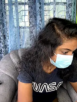 Snapshot of SukiyamaAsia chatting on November 2025 08:01:02 AM SukiyamaAsia online show from November 2025 08:01:02 AM