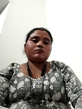 Snapshot of Monalisa22y chatting on October 2025 04:58:01 PM Monalisa22y online show from October 2025 04:58:01 PM