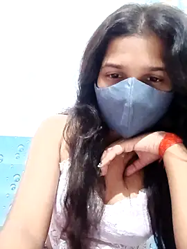 Miss Shanayaa online show from October 2025 03:51:02 PM