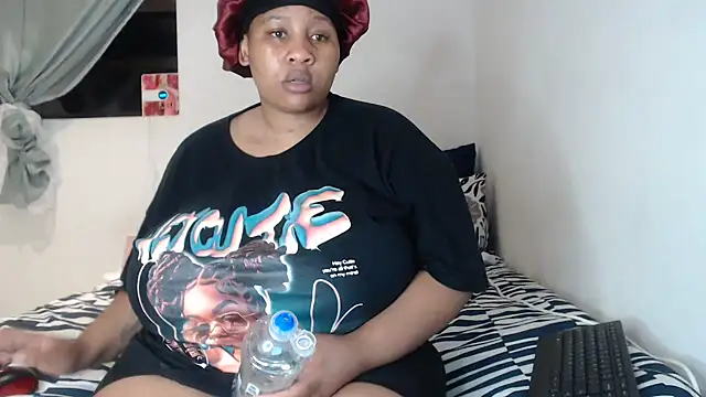 Snapshot of PIXIEBITCHXXX26 chatting on October 2025 09:26:02 PM PIXIEBITCHXXX26 online show from October 2025 09:26:02 PM