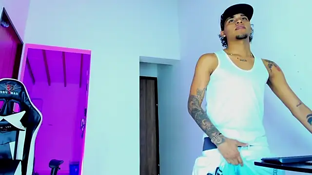 daddys insanee online show from October 2025 02:53:01 AM