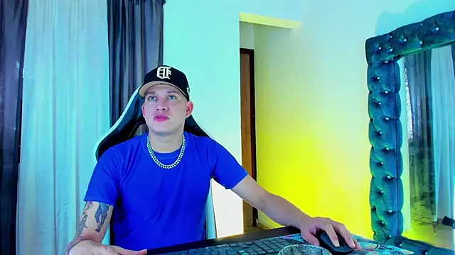 daddys insanee online show from November 2025 12:04:01 PM