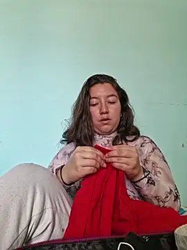 Snapshot of annyaparis chatting on October 2025 04:58:01 PM annyaparis online show from October 2025 04:58:01 PM