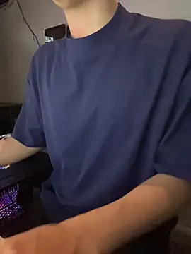 Snapshot of LiamMyst chatting on October 2025 05:33:02 AM LiamMyst online show from October 2025 05:33:02 AM