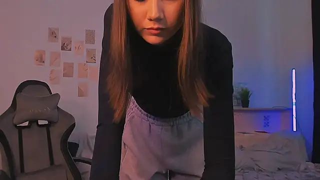 Snapshot of adelle046 chatting on October 2025 09:50:02 AM adelle046 online show from October 2025 09:50:02 AM