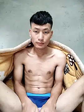 Snapshot of Uh-em95 chatting on November 2025 02:12:01 AM Uh-em95 online show from November 2025 02:12:01 AM