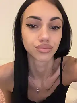 Snapshot of ilariea_girl chatting on November 2025 10:56:02 PM ilariea girl online show from November 2025 10:56:02 PM