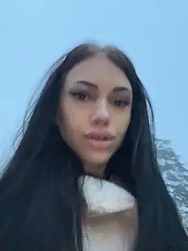 Snapshot of ilariea_girl chatting on November 2025 06:00:02 AM ilariea girl online show from November 2025 06:00:02 AM