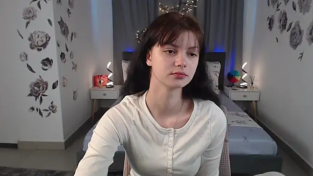 Snapshot of MileyRood chatting on October 2025 11:16:01 PM MileyRood online show from October 2025 11:16:01 PM