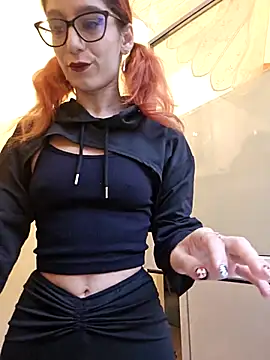 YuriXo online show from October 2025 02:50:02 PM