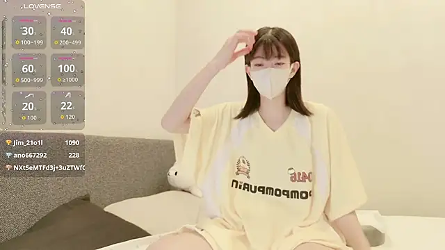 Yura chan 00 online show from October 2025 03:42:01 PM