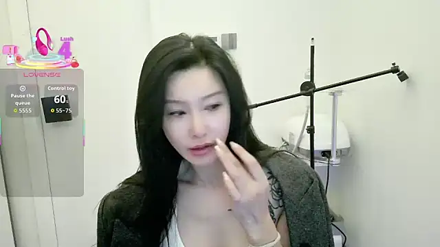 Snapshot of LILIBB-2025 chatting on October 2025 01:00:02 PM LILIBB-2025 online show from October 2025 01:00:02 PM