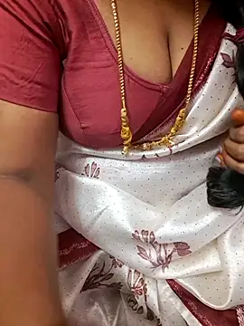 Snapshot of Tamil_Ammani chatting on October 2025 04:59:02 PM Tamil Ammani online show from October 2025 04:59:02 PM