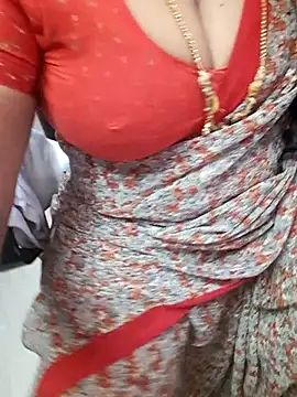 Snapshot of Tamil_Ammani chatting on October 2025 11:44:01 AM Tamil Ammani online show from October 2025 11:44:01 AM