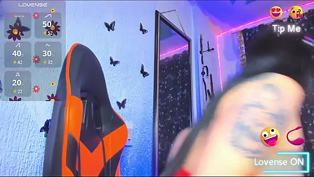 Snapshot of Pamela_wish2 chatting on October 2025 08:31:02 PM Pamela wish2 online show from October 2025 08:31:02 PM