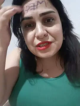 Snapshot of aydannn01 chatting on October 2025 08:29:02 PM aydannn01 online show from October 2025 08:29:02 PM