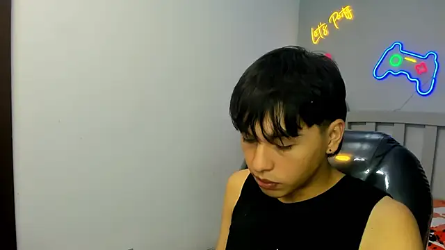 Snapshot of StiwenTwink chatting on October 2025 07:24:01 PM StiwenTwink online show from October 2025 07:24:01 PM