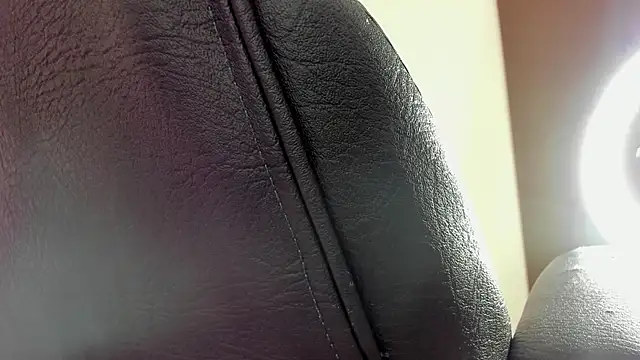 Snapshot of Klaret_Toy chatting on October 2025 03:45:01 PM Klaret Toy online show from October 2025 03:45:01 PM