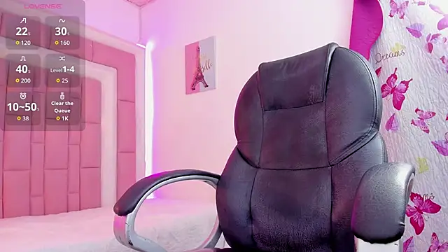 Snapshot of Klaret_Toy chatting on October 2025 04:51:01 PM Klaret Toy online show from October 2025 04:51:01 PM