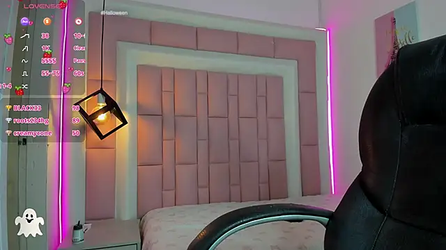 Snapshot of Klaret_Toy chatting on October 2025 04:53:02 PM Klaret Toy online show from October 2025 04:53:02 PM