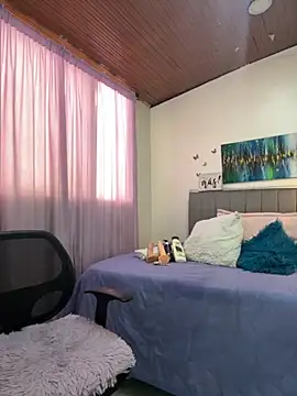 Snapshot of Antonella__b chatting on November 2025 01:22:02 PM Antonella b online show from November 2025 01:22:02 PM