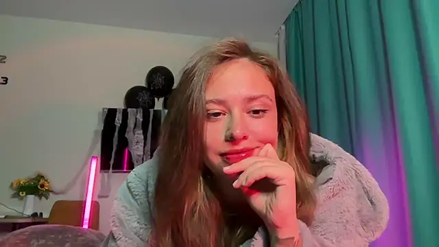 Snapshot of erikaa_miuu chatting on October 2025 05:46:01 PM erikaa miuu online show from October 2025 05:46:01 PM