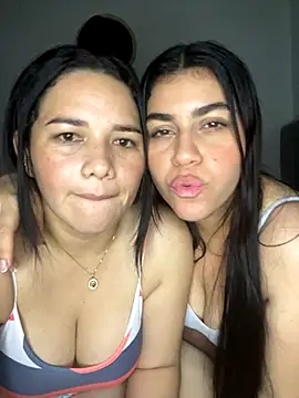 Snapshot of sindyy_01 chatting on October 2025 04:13:02 AM sindyy 01 online show from October 2025 04:13:02 AM