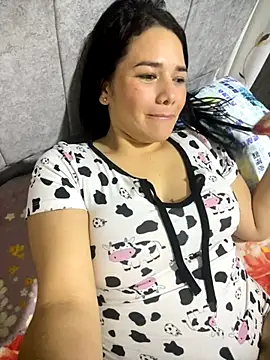 Snapshot of sindyy_01 chatting on November 2025 06:24:02 AM sindyy 01 online show from November 2025 06:24:02 AM