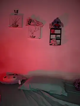 Snapshot of Solaangel_ chatting on October 2025 02:01:02 AM Solaangel online show from October 2025 02:01:02 AM