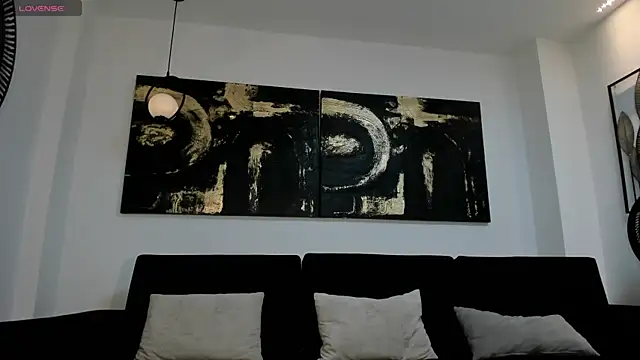 Snapshot of EmilyJohnsonX1 chatting on December 2025 03:14:02 AM EmilyJohnsonX1 online show from December 2025 03:14:02 AM