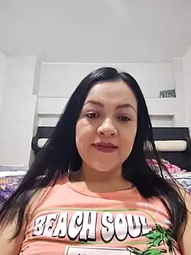 LindaSalo33 online show from October 2025 03:29:02 AM