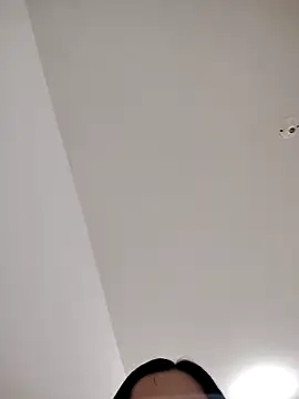 LindaSalo33 online show from October 2025 02:45:01 AM