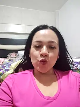 LindaSalo33 online show from November 2025 03:39:02 AM