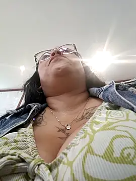 Snapshot of Italia_12 chatting on November 2025 12:26:01 PM Italia 12 online show from November 2025 12:26:01 PM